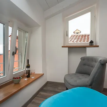 Apartments&rooms Hey