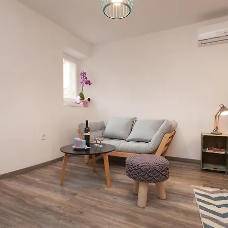 Gasthuis Apartments&rooms Hey 4*