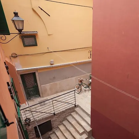 And Hey Konukevi Rovinj